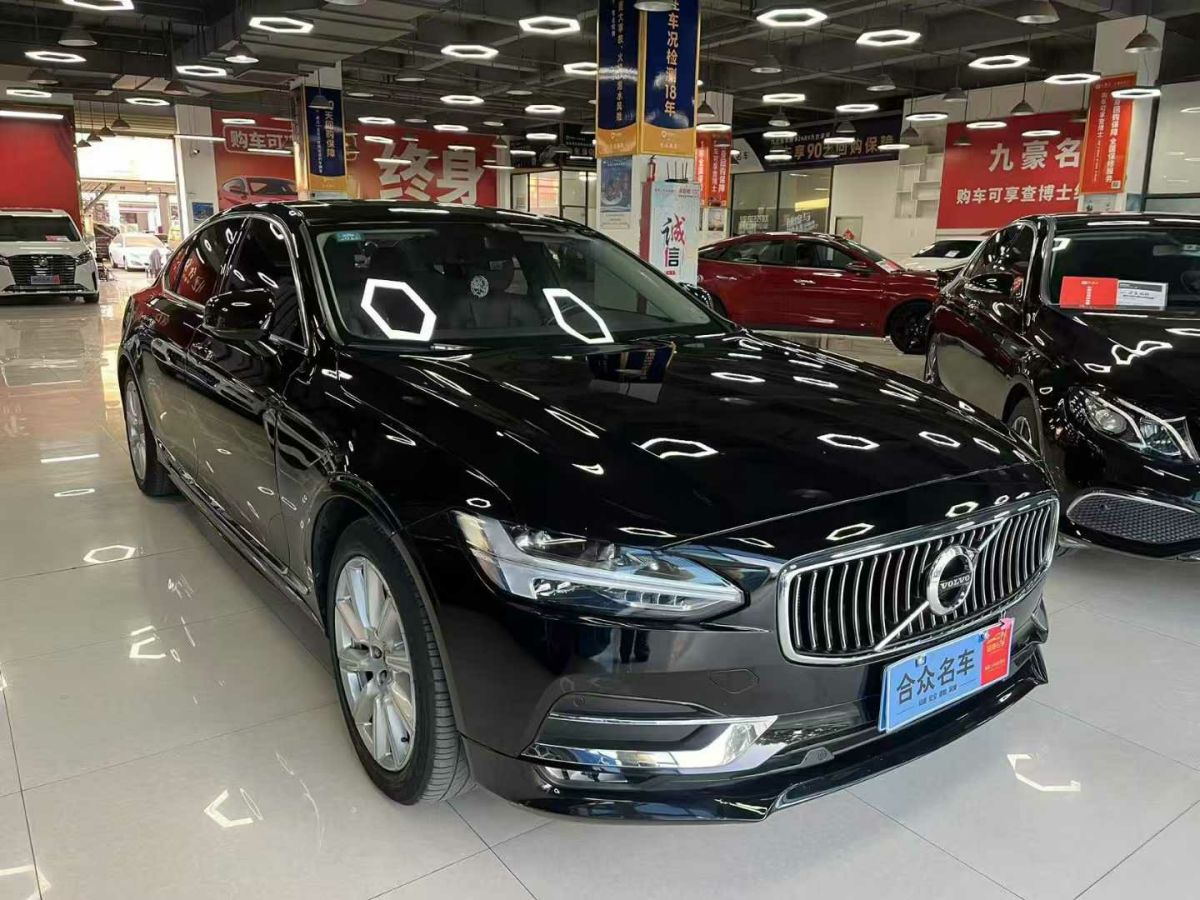 2020年1月沃爾沃 S90  2020款  T4 智行豪華版