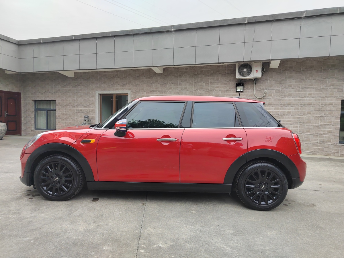 MINI MINI  2016款 1.2T ONE 先鋒派 五門版圖片