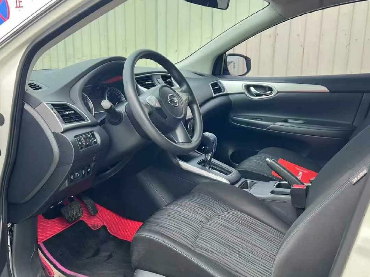 日產(chǎn) 軒逸  2021款 1.6L XL CVT暗夜版圖片