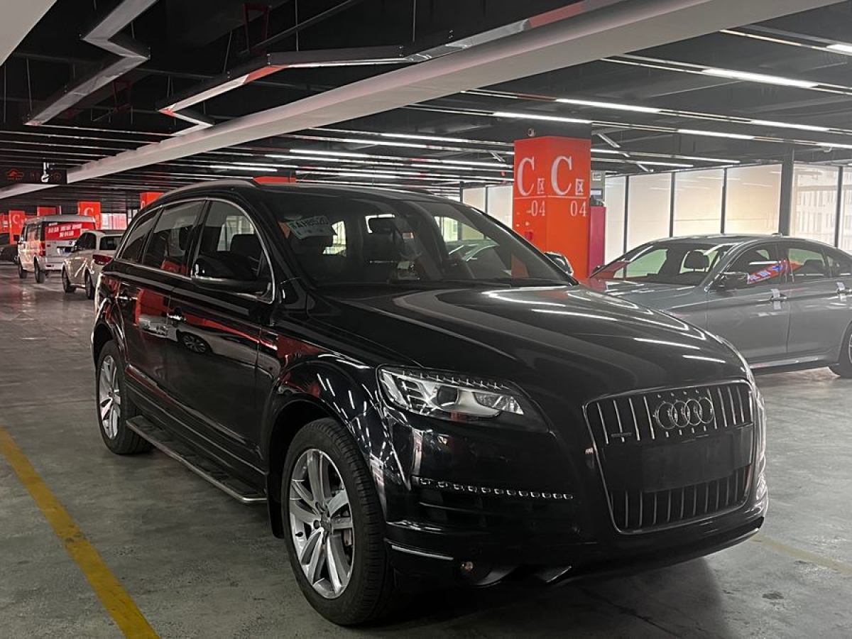 奧迪 奧迪Q7  2012款 3.0 TDI 領(lǐng)先型圖片