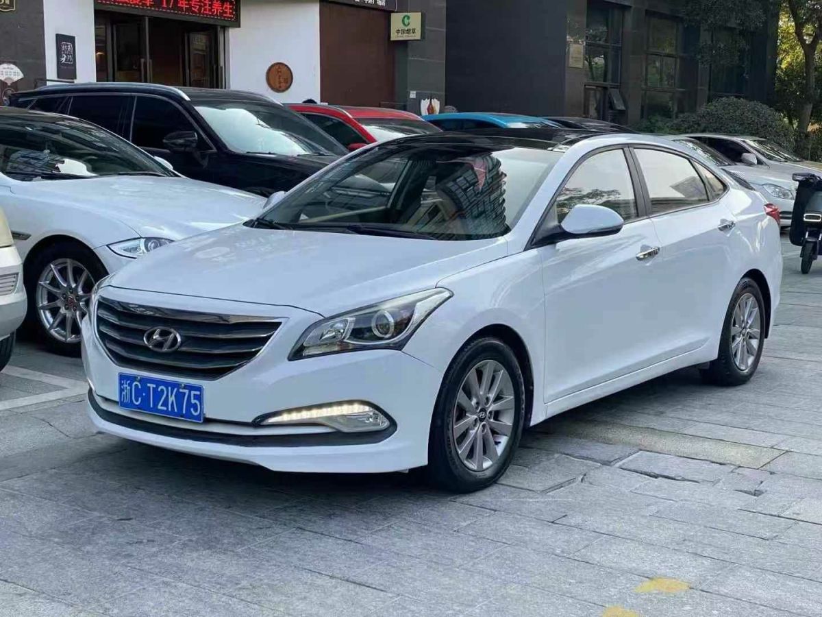 現(xiàn)代 名圖  2014款 2.0L 自動至尊型LUX圖片