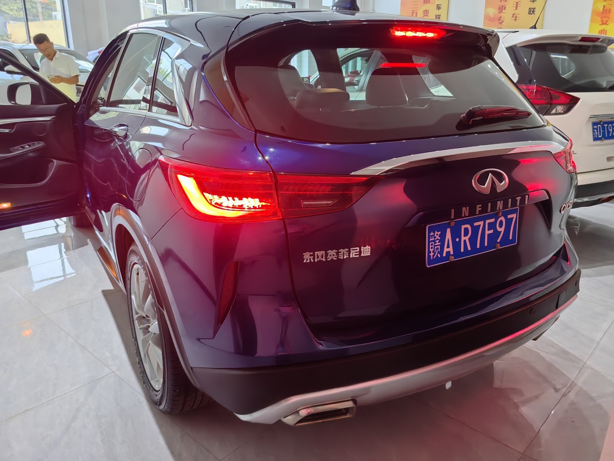 2021年3月英菲尼迪 QX50  2020款 改款 2.0T 两驱菁英版