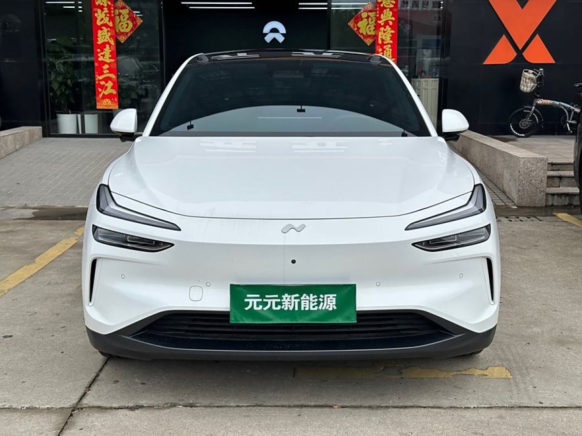 蔚來 樂道L60  2024款 60kwh 后驅(qū)版圖片