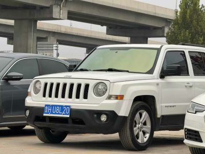 2012年1月 Jeep 自由客(進(jìn)口) 2.4 豪華版圖片