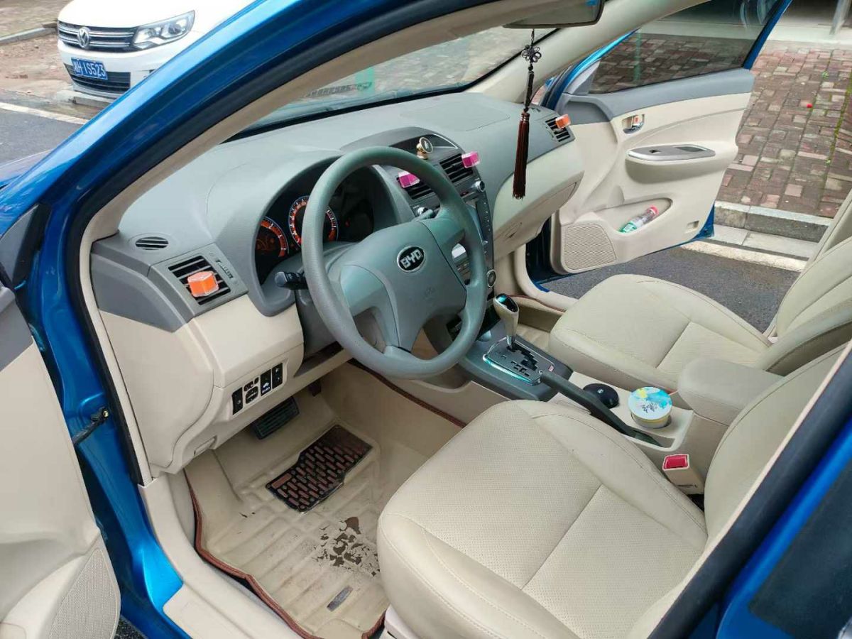 比亞迪 F3  2014款 1.5L 自動豪華型圖片