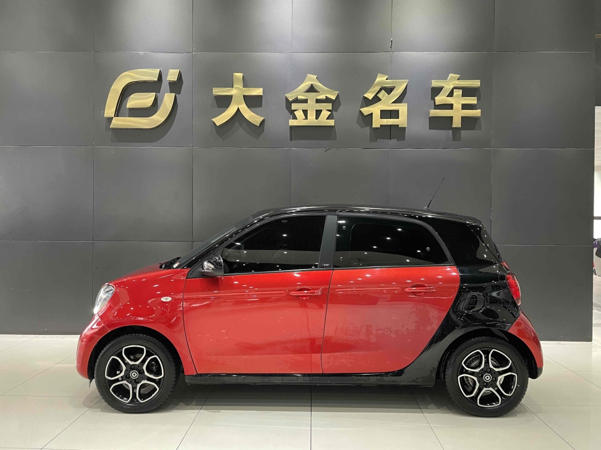 smart forfour  2016款 0.9T 66千瓦先鋒版圖片