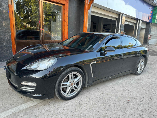 保时捷 Panamera  2013款 Panamera 4 Platinum Edition 3.6L