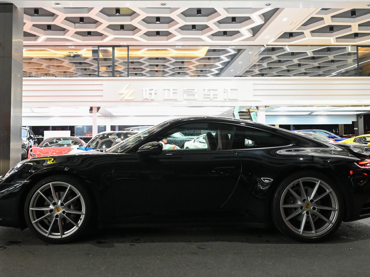 2022年9月保時(shí)捷 911  2022款 Carrera 3.0T