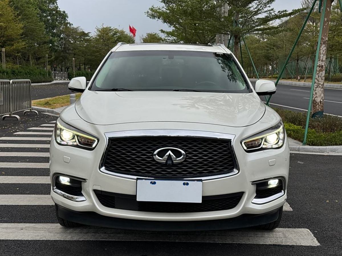 2018年3月英菲尼迪 QX60  2018款 2.5T Hybrid 兩驅(qū)冠軍家庭版