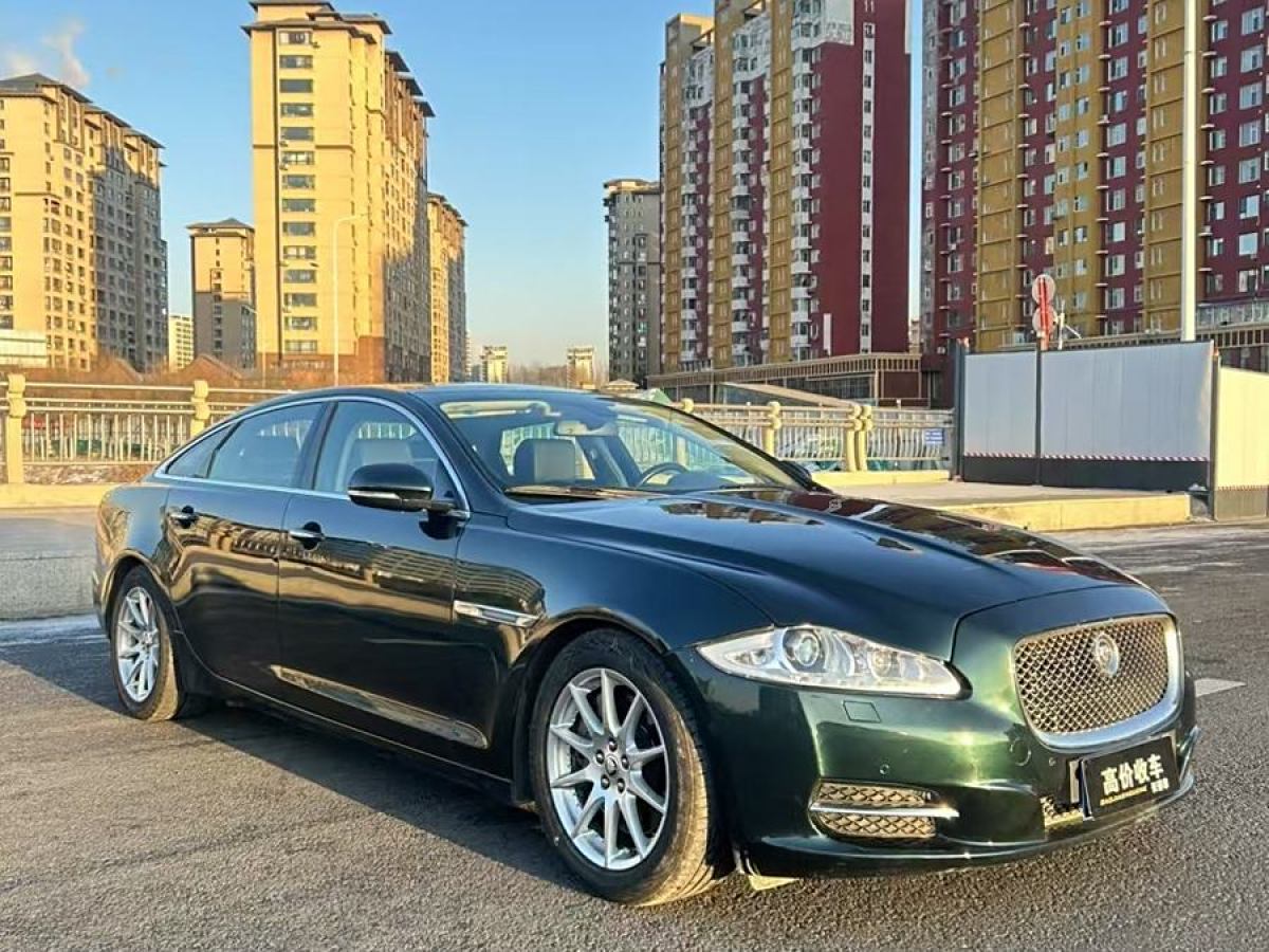 捷豹 XJ  2013款 XJL 3.0 SC 全景商務(wù)版圖片