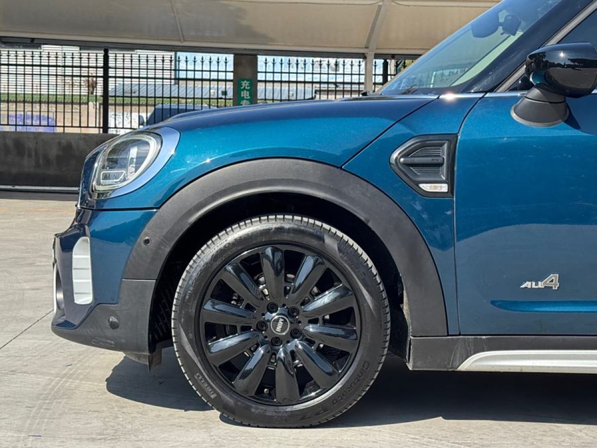 2021年6月MINI COUNTRYMAN  2021款 1.5T COOPER ALL4 拉古納藍(lán)限量版