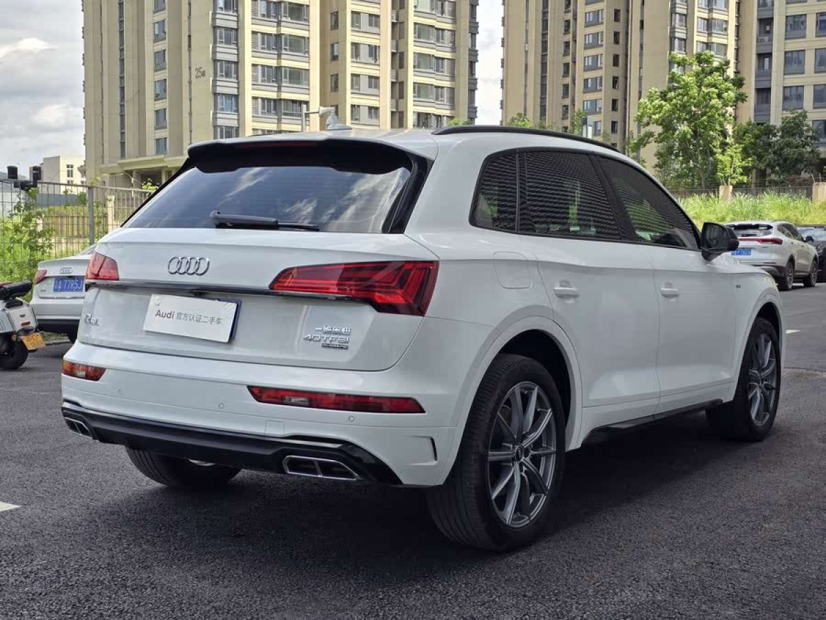奧迪 奧迪Q5L  2023款 40T 豪華動(dòng)感型圖片