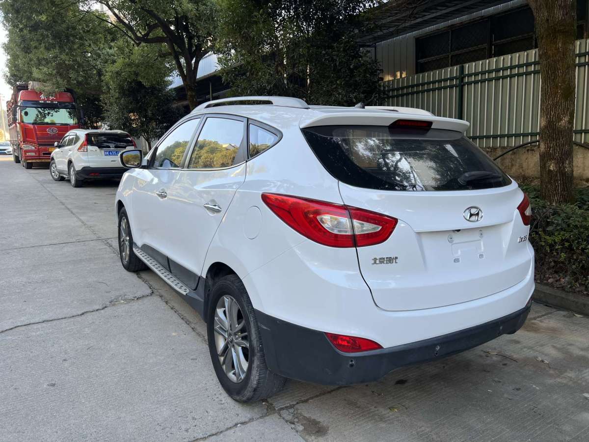 現(xiàn)代 ix35  2013款 2.0L 自動(dòng)兩驅(qū)智能型GLS 國(guó)IV圖片