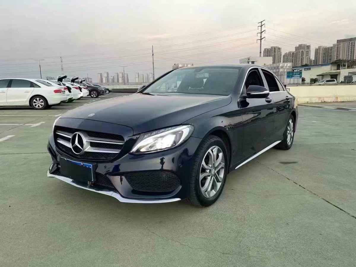 奔馳 奔馳C級(jí)AMG  2012款 AMG C 63 動(dòng)感型圖片