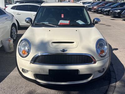 2010年10月 MINI CLUBMAN 1.6T COOPER S圖片