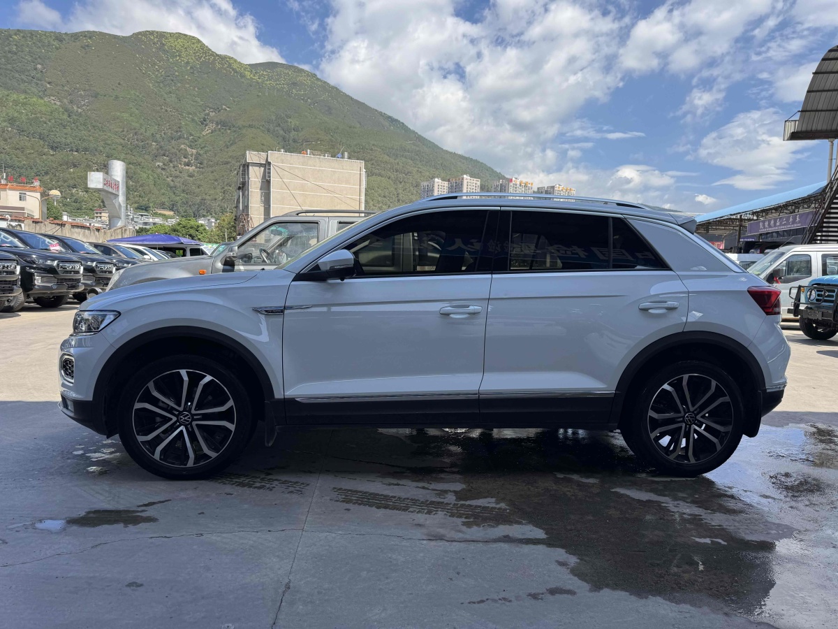 大眾 T-ROC探歌  2021款 280TSI DSG兩驅(qū)舒適智聯(lián)30周年紀(jì)念版圖片