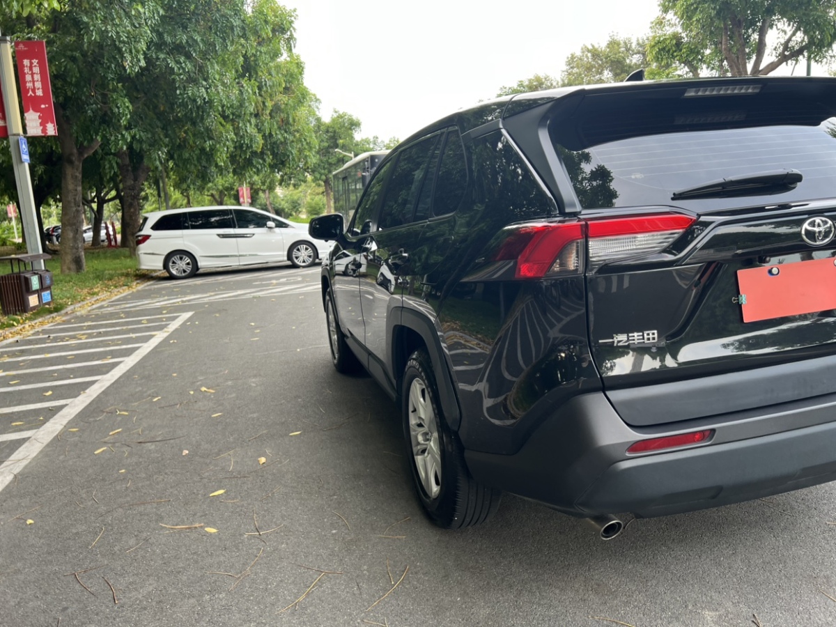 豐田 RAV4榮放  2023款 2.0L CVT兩驅(qū)都市版圖片