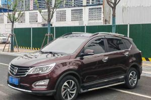 560 寶駿 1.5T 手動(dòng)精英型