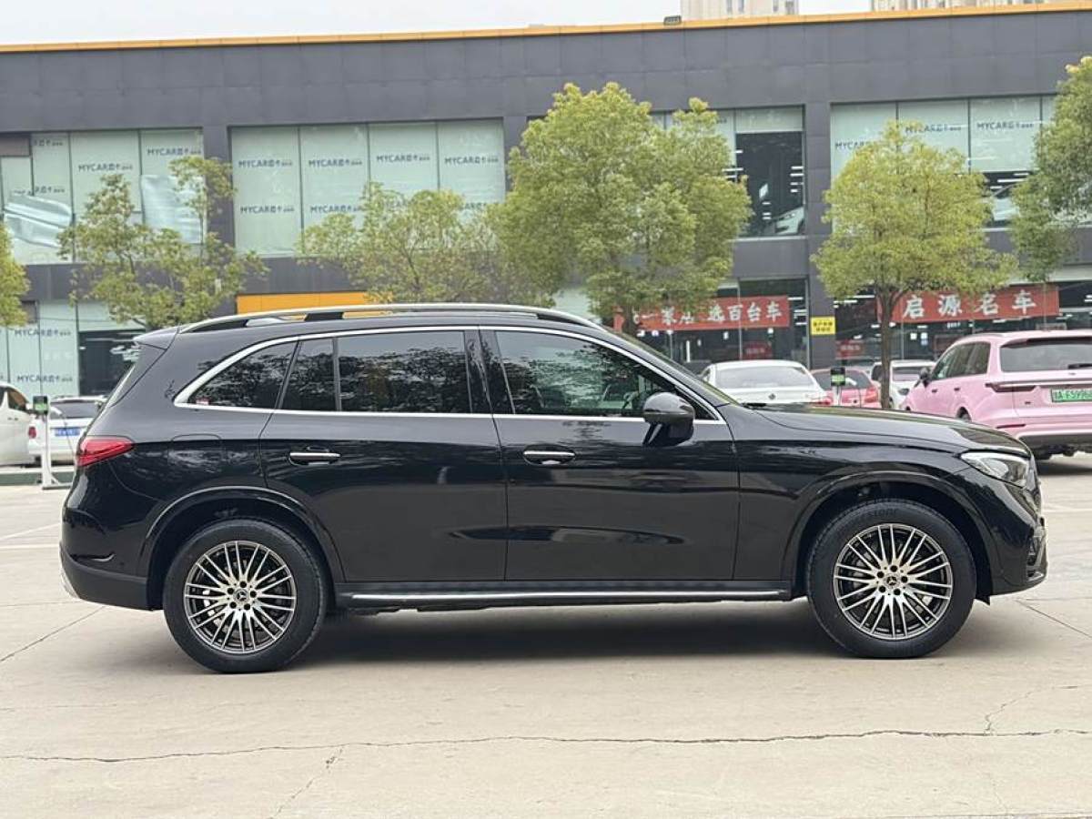 奔馳 奔馳GLC  2024款 改款 GLC 300 L 4MATIC 動感型 5座圖片