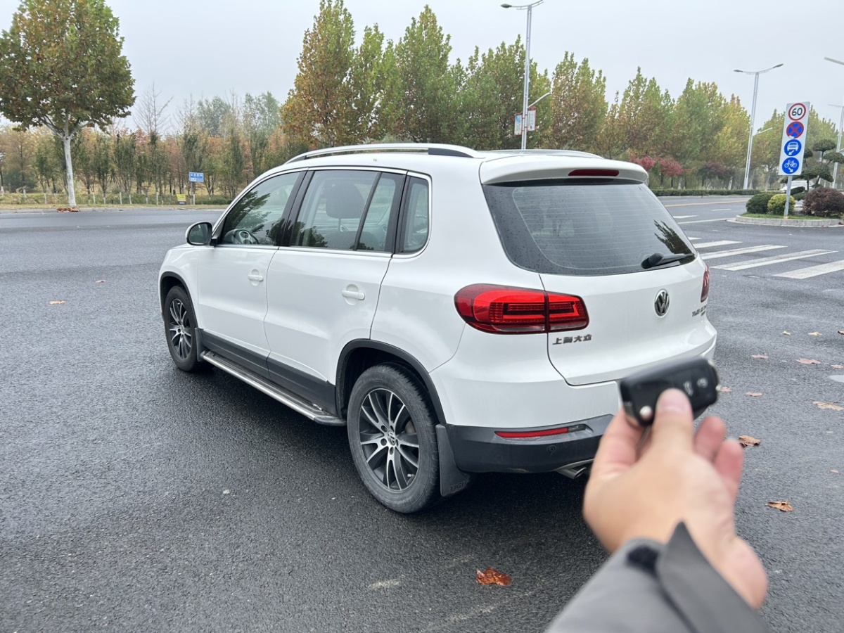 大眾 途觀  2015款 1.8TSI 自動四驅(qū)豪華型圖片