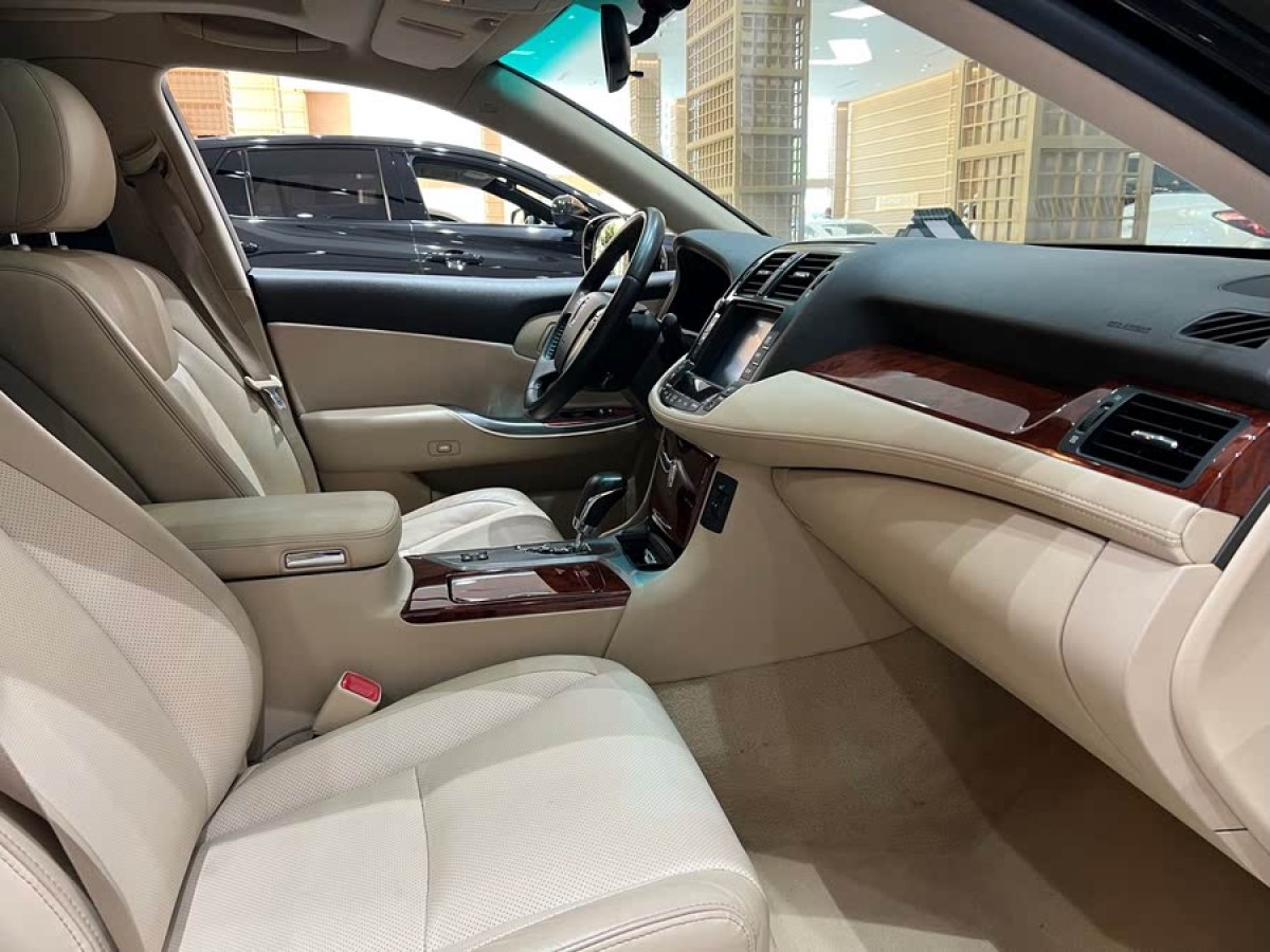 豐田 皇冠  2012款 2.5L Royal 舒適版圖片