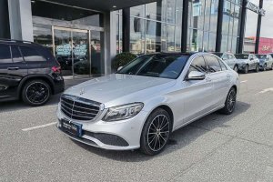 奔馳C級(jí) 奔馳 改款 C 260 L 4MATIC