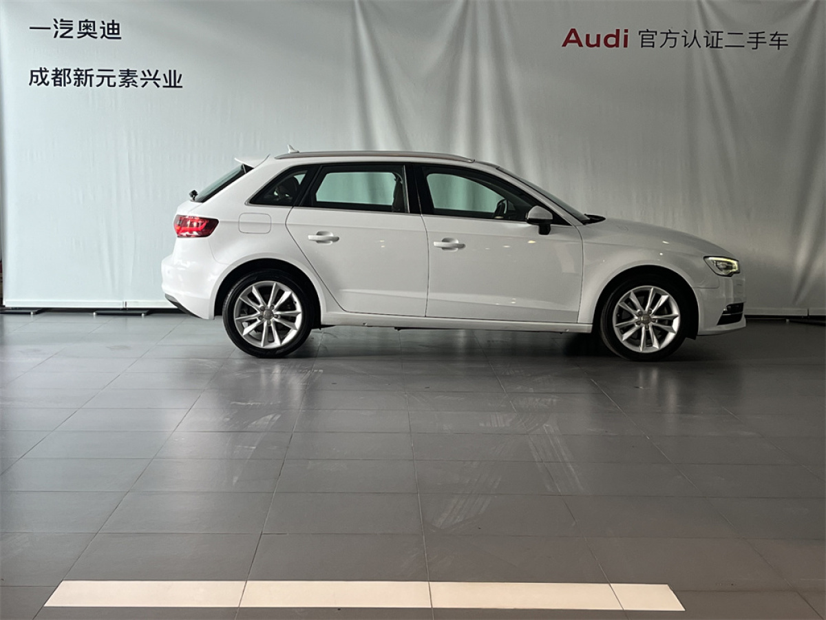 2015年5月奧迪 奧迪A3  2015款 Sportback 40 TFSI 自動舒適型