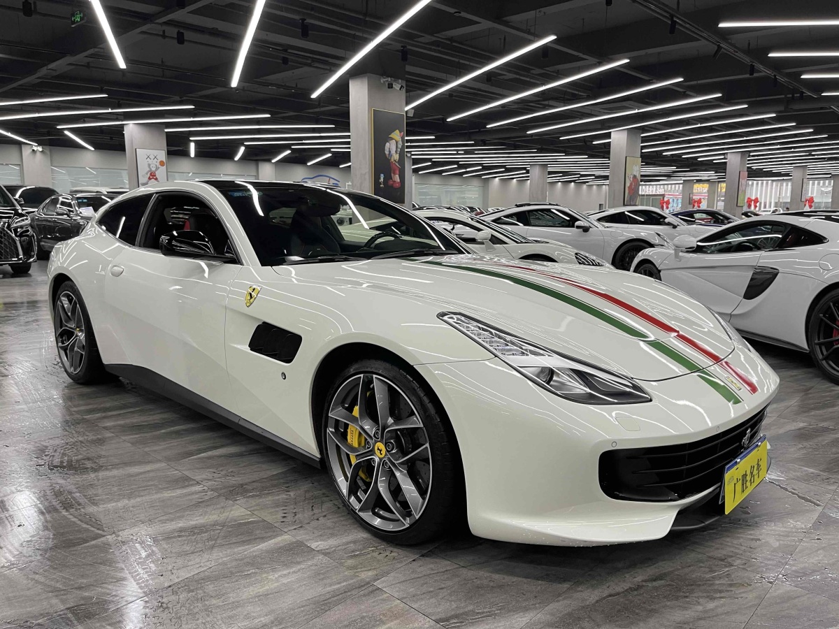 法拉利 gtc4lusso 2017款 3.9t v8图片