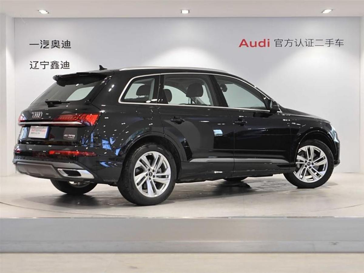 奧迪 奧迪Q7  2024款 55 TFSI quattro S line運動型圖片