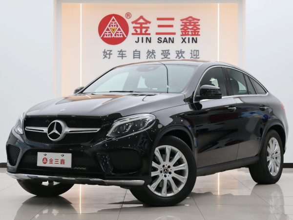 奔驰 奔驰GLE轿跑  2018款 GLE 320 4MATIC 轿跑SUV