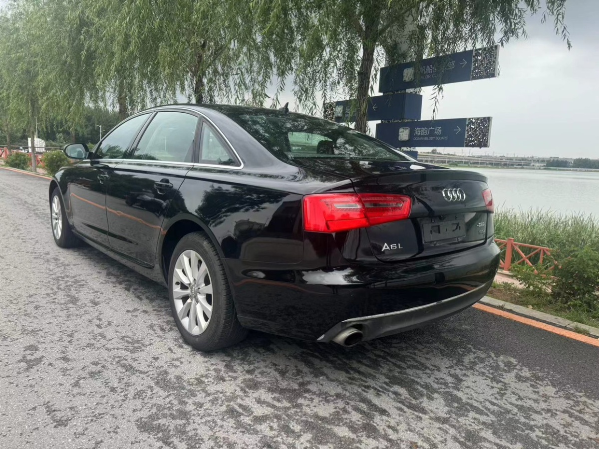 奧迪 奧迪A6L  2014款 TFSI 標(biāo)準(zhǔn)型圖片