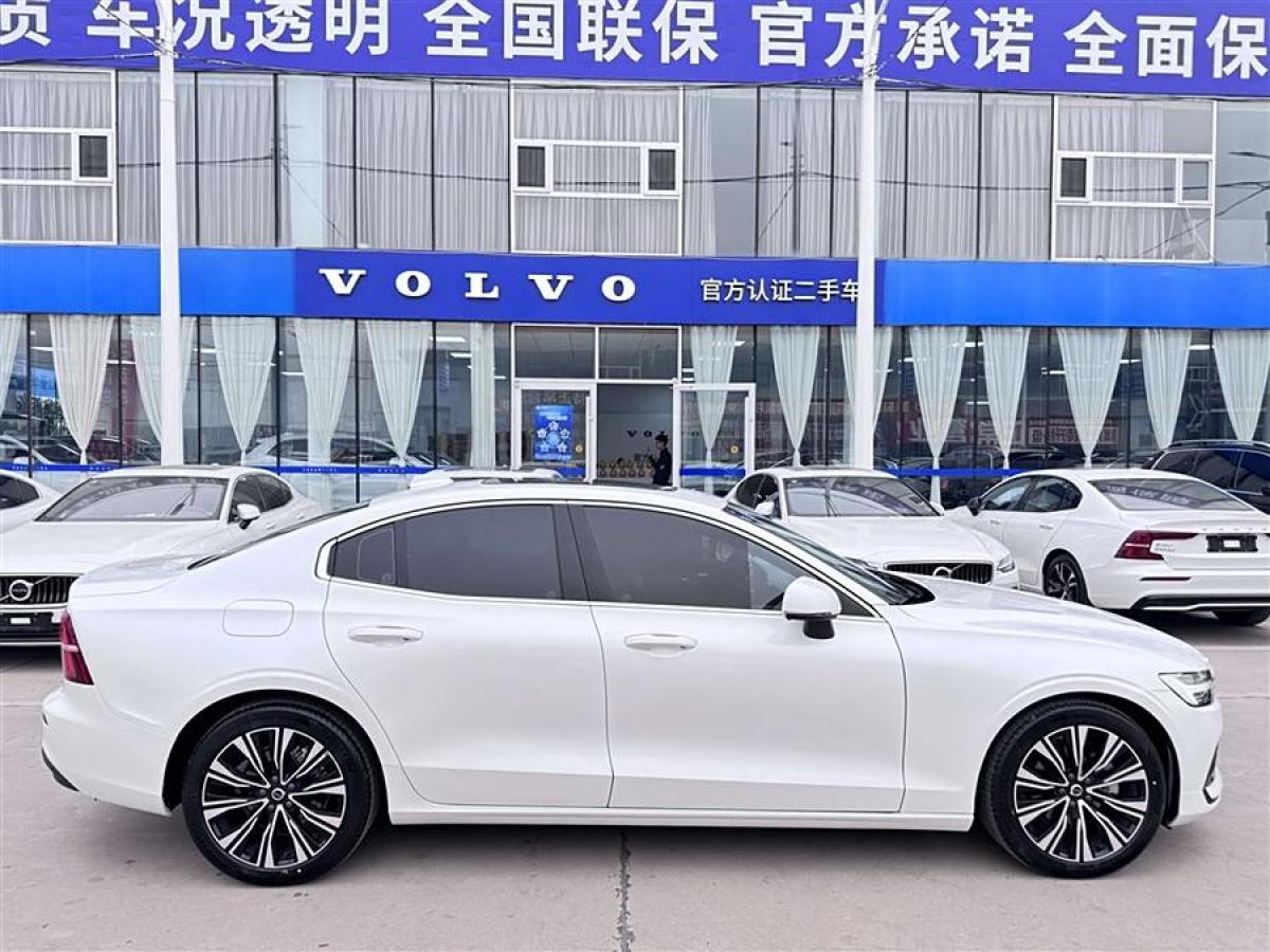 沃爾沃 S60L  2023款 B4 智遠(yuǎn)豪華版圖片