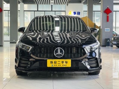 2021年4月 奔馳 奔馳A級AMG AMG A 35 4MATIC圖片