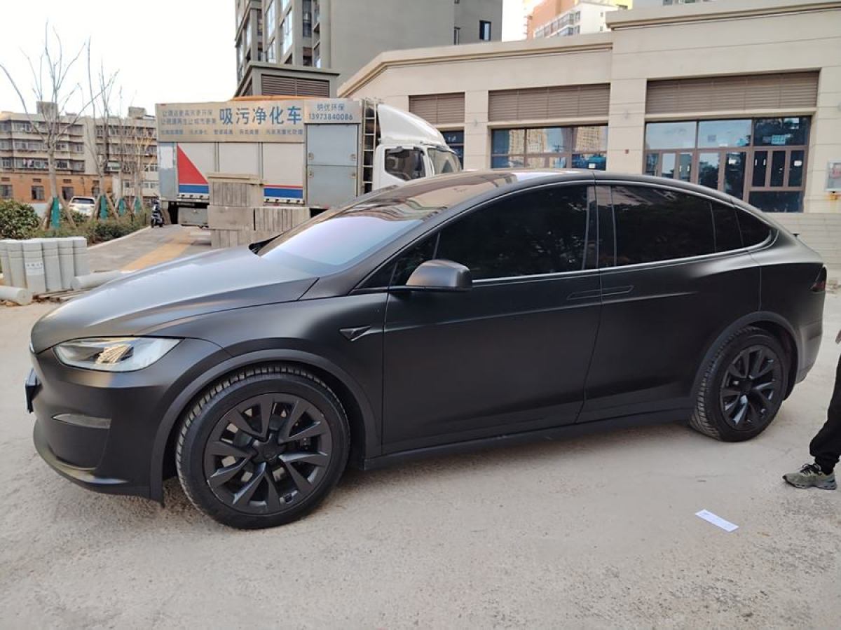 特斯拉 Model X  2023款 雙電機(jī)全輪驅(qū)動(dòng)版圖片