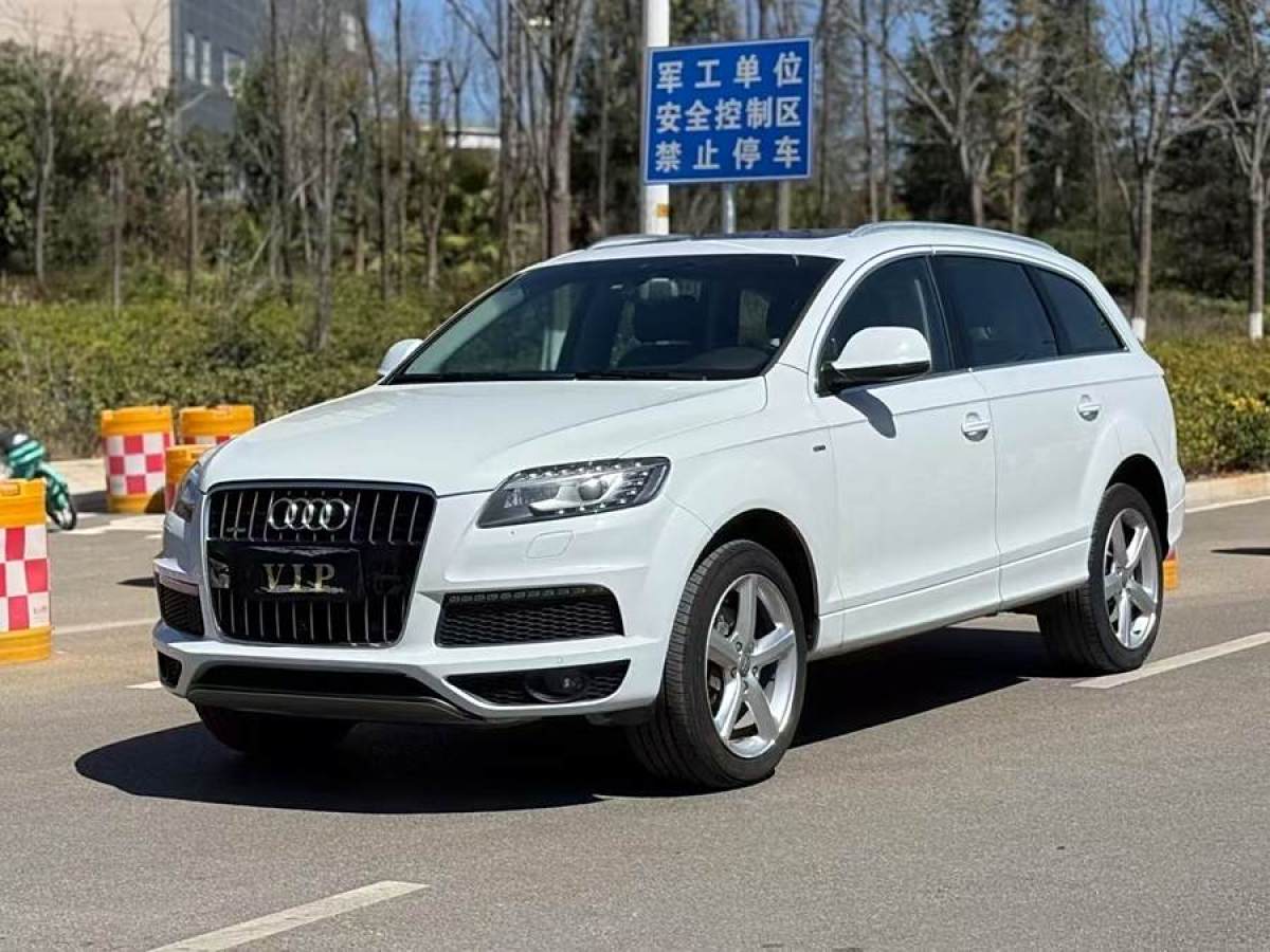 2015年7月奧迪 奧迪Q7  2014款 35 TFSI 運(yùn)動型