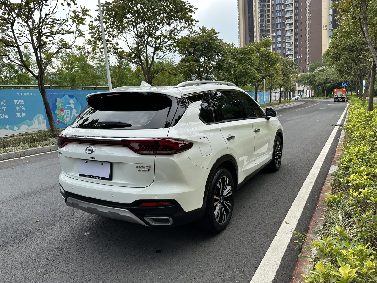 廣汽傳祺 GS5  2021款 進(jìn)階款 270T 科技智領(lǐng)版圖片