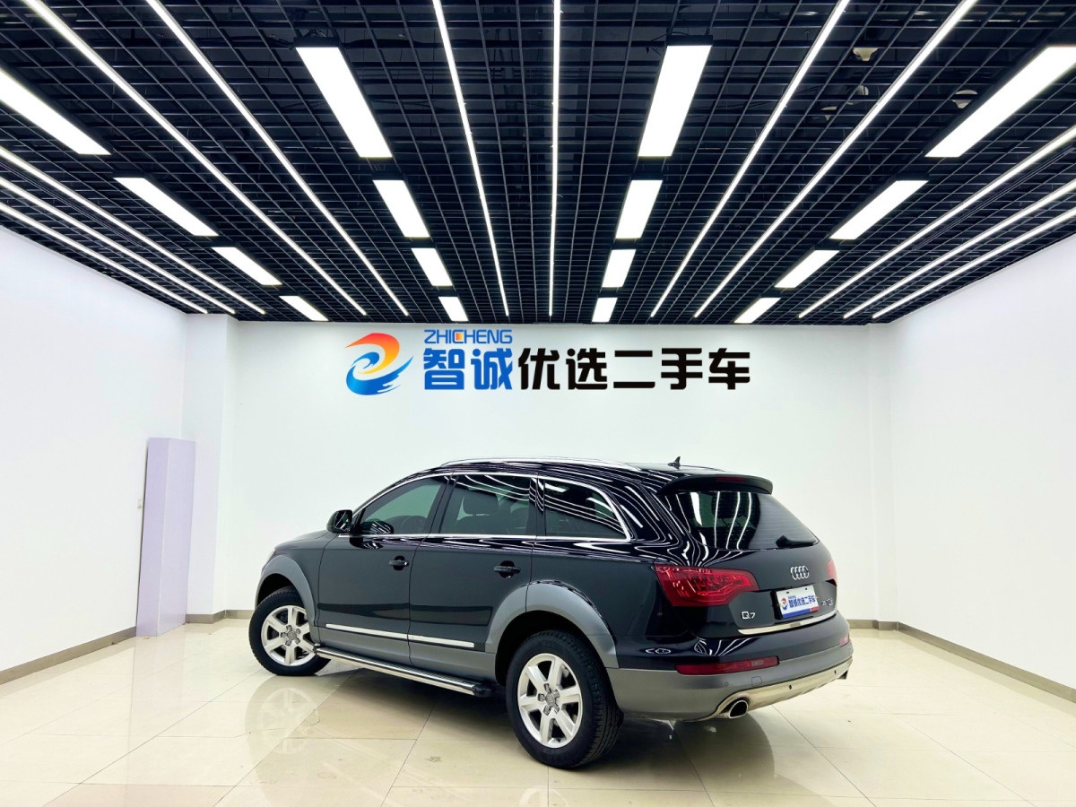 奧迪 奧迪Q7  2014款 35 TFSI 進(jìn)取型圖片