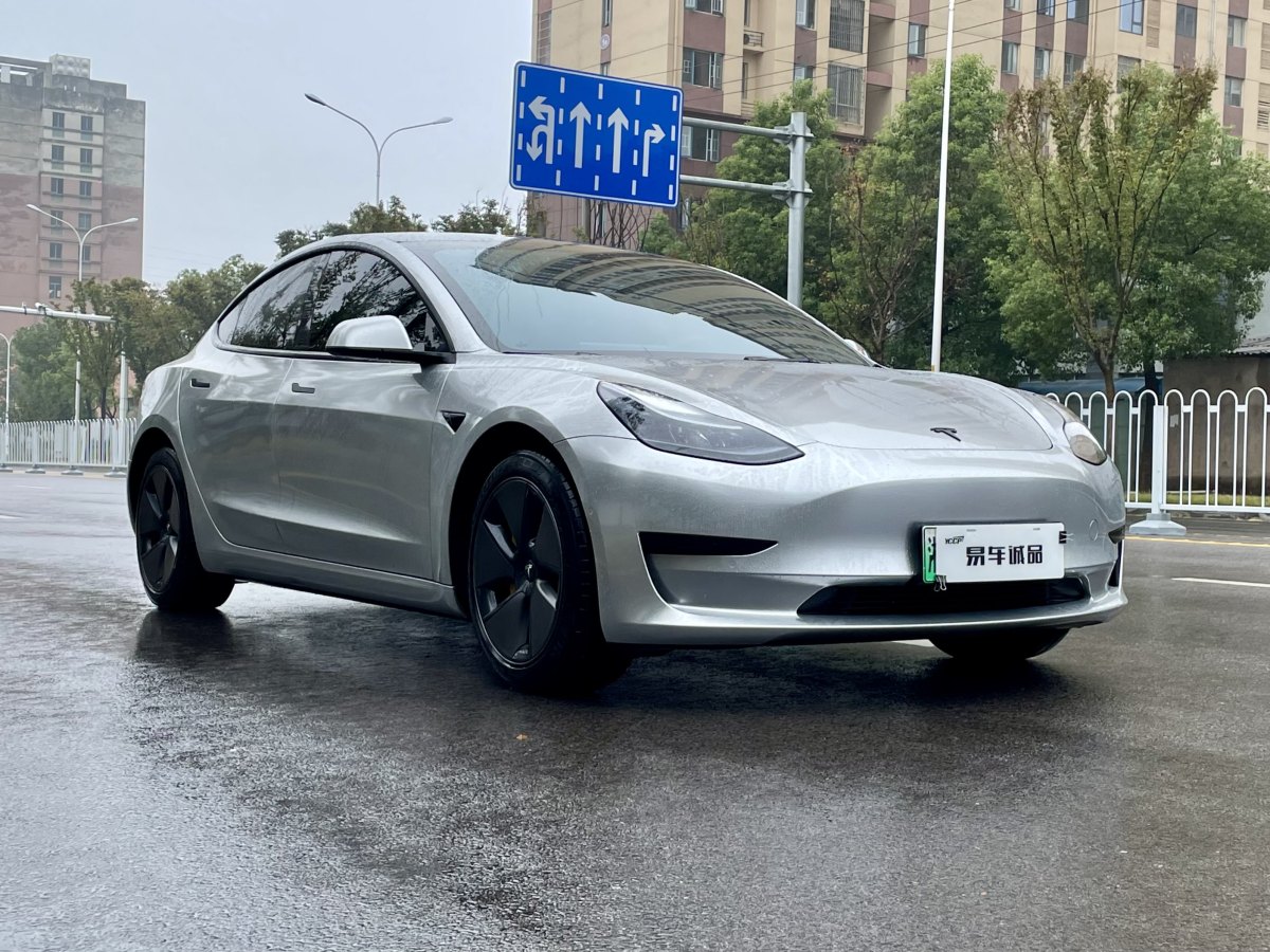 特斯拉 Model 3  2022款 改款 后輪驅(qū)動(dòng)版圖片