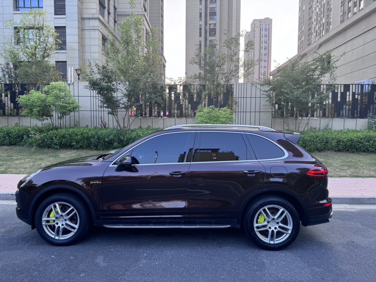 保時(shí)捷 Cayenne新能源  2015款 Cayenne S E-Hybrid 3.0T圖片