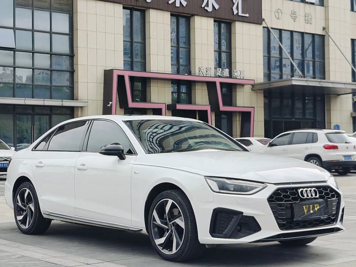 2023年8月奧迪 奧迪A4L  2023款 40 TFSI Bang&Olufsen 星夜版