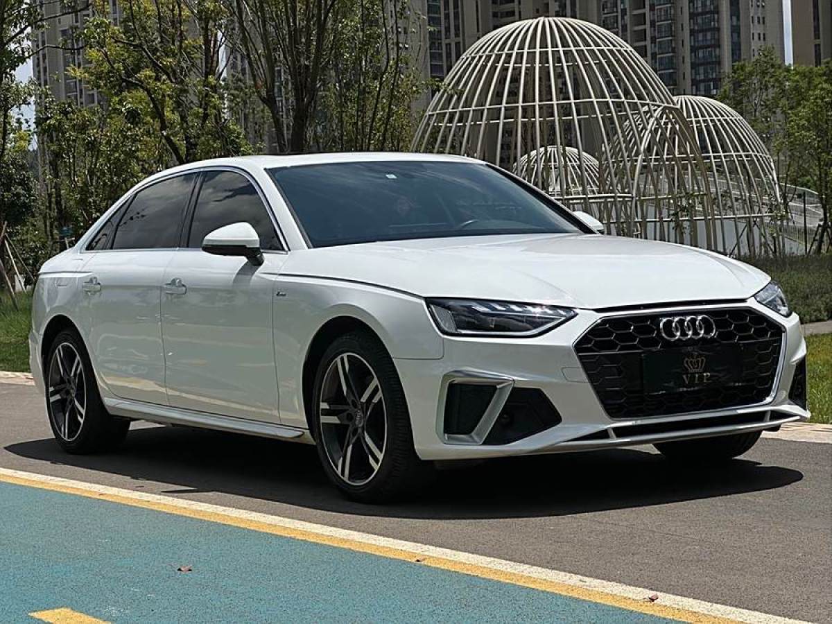 奧迪 奧迪A4L  2020款 40 TFSI quattro 豪華動(dòng)感型圖片