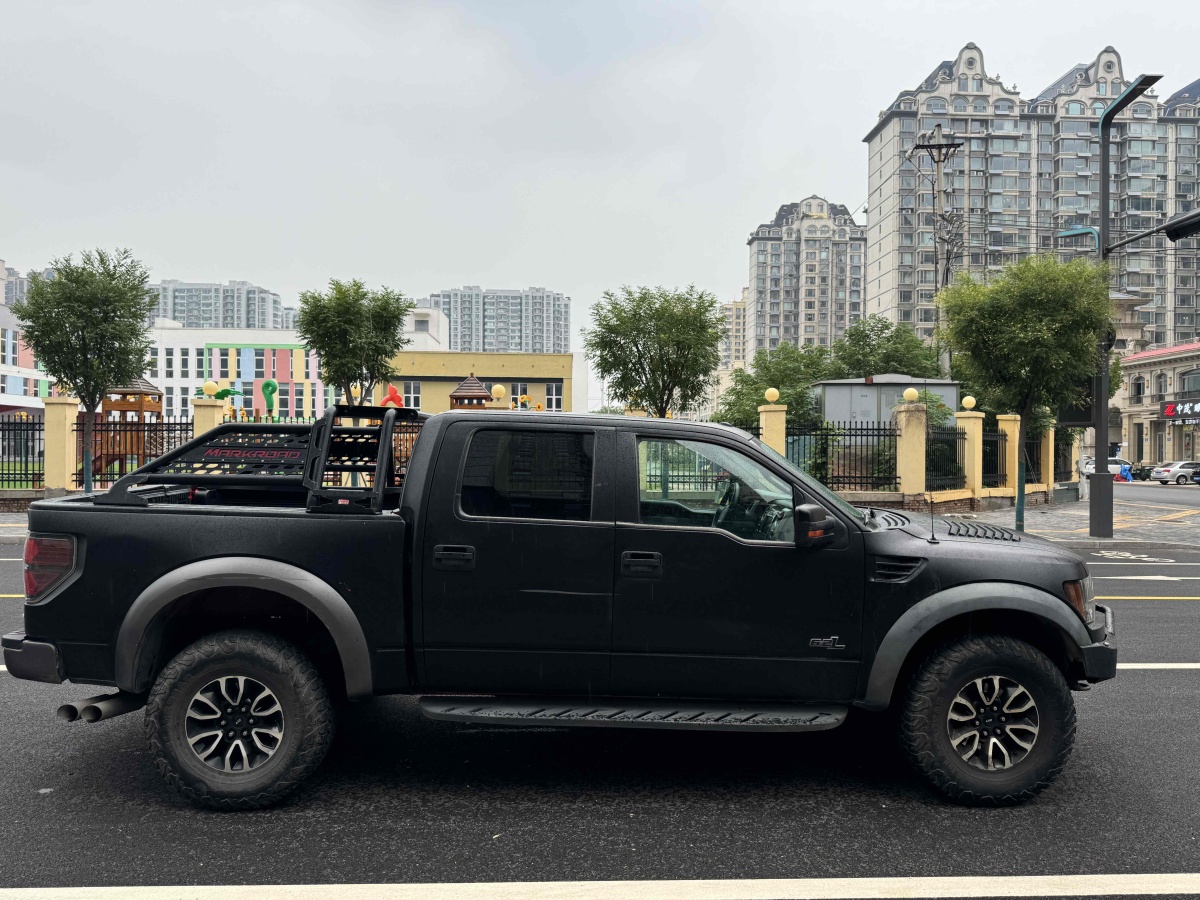 福特 F-150  2011款 6.2L SVT Raptor SuperCrew圖片