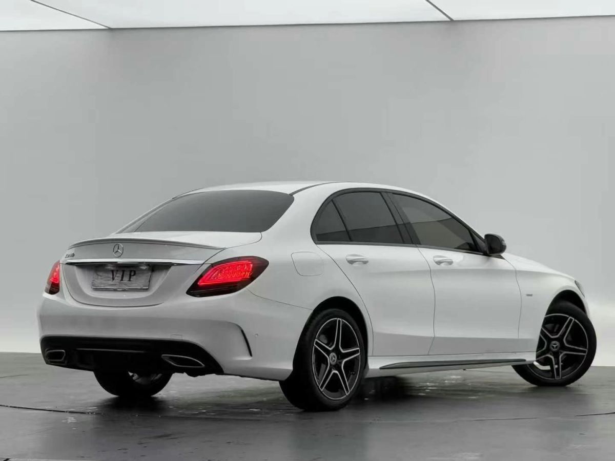 奔馳 奔馳C級(jí)  2021款 C 300 L 運(yùn)動(dòng)版圖片