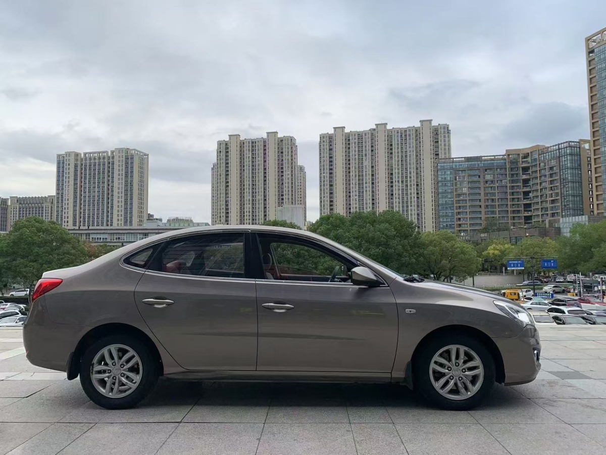 现代 悦动  2011款 1.6L 自动舒适型图片