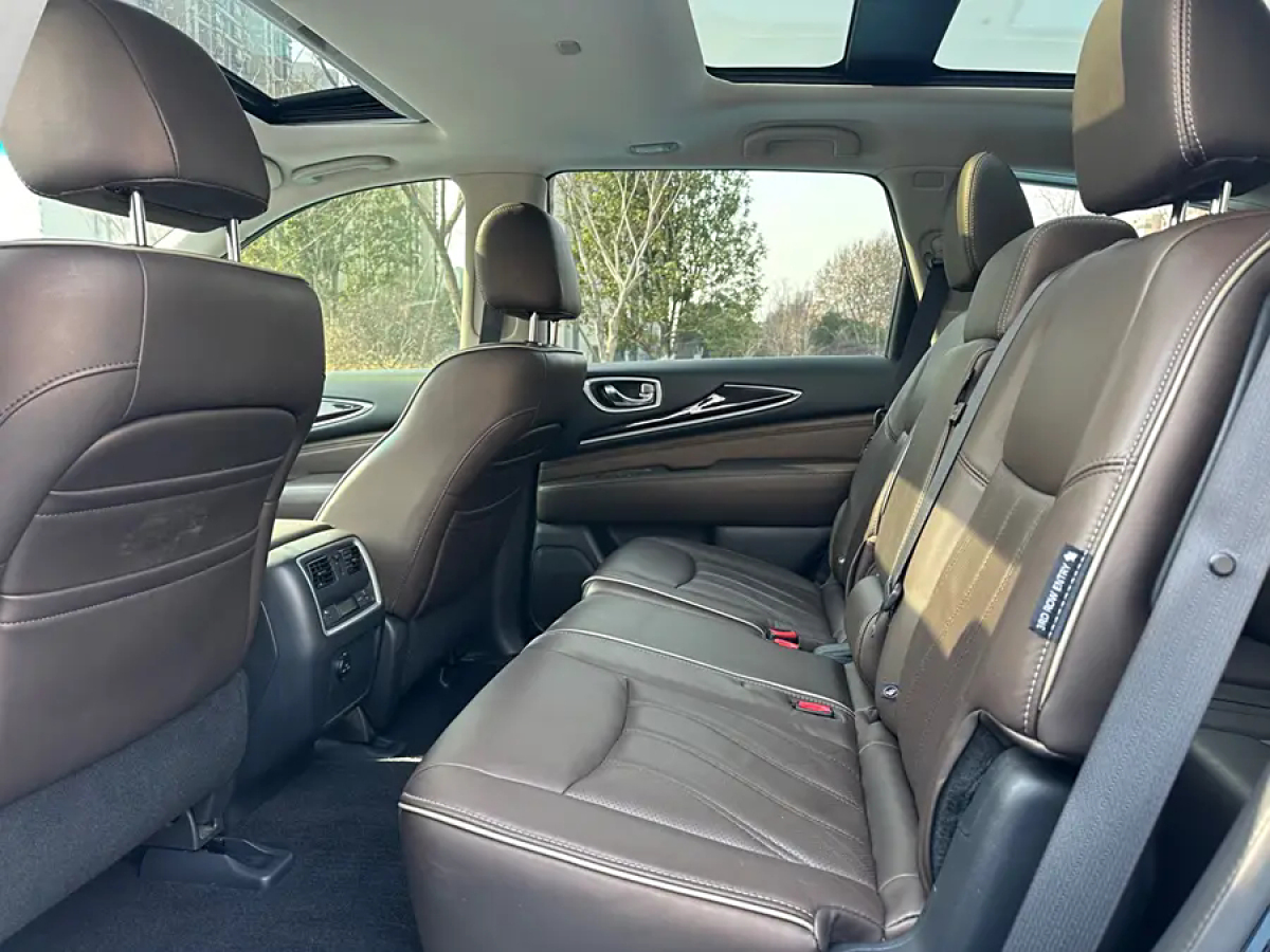 英菲尼迪 QX60  2016款 2.5T Hybrid 兩驅(qū)卓越版圖片