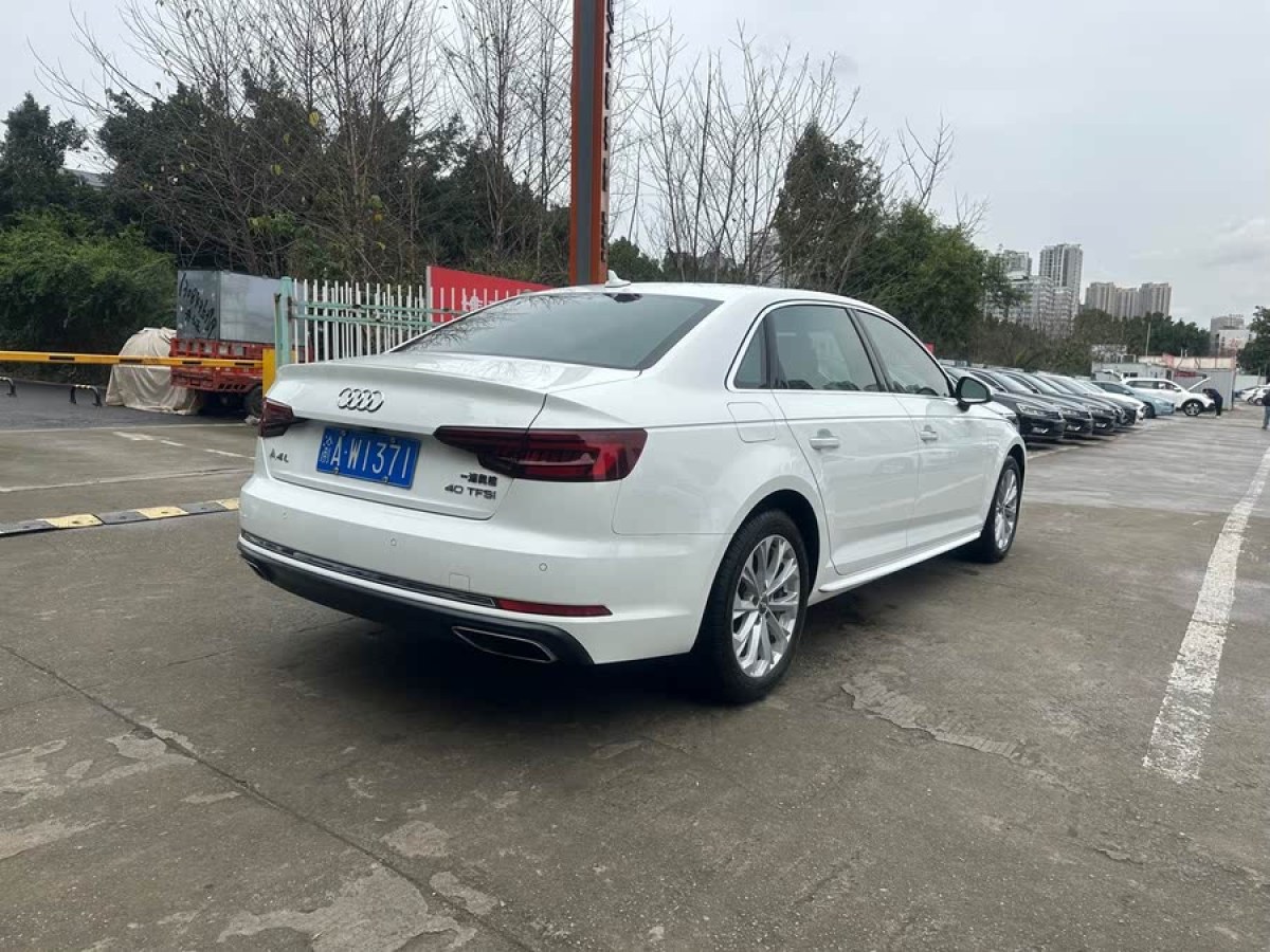 奧迪 奧迪A4L  2019款 40 TFSI 進(jìn)取型 國VI圖片