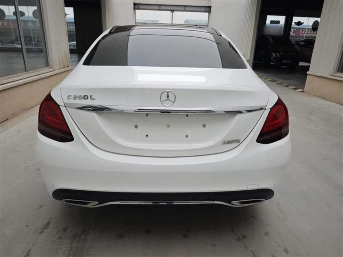 奔馳 奔馳C級(jí)  2021款 C 260 L 運(yùn)動(dòng)版圖片