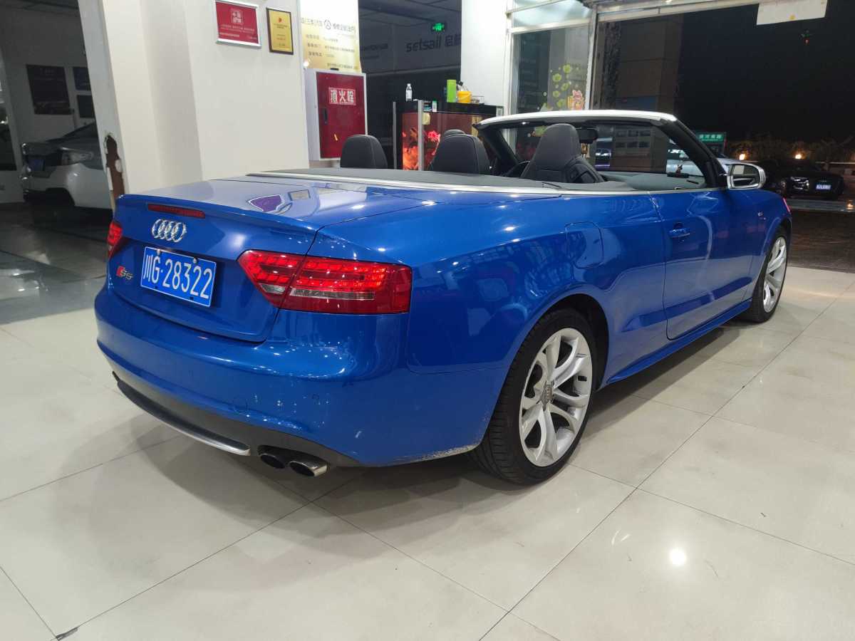 奧迪 奧迪S5  2012款 S5 3.0T Cabriolet圖片