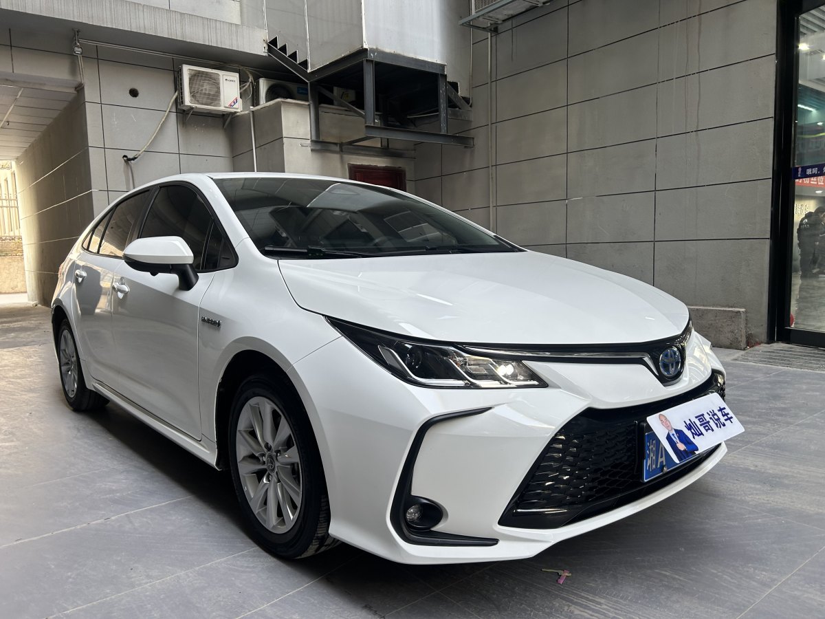 豐田 卡羅拉  2023款 1.8L 智能電混雙擎 精英版圖片