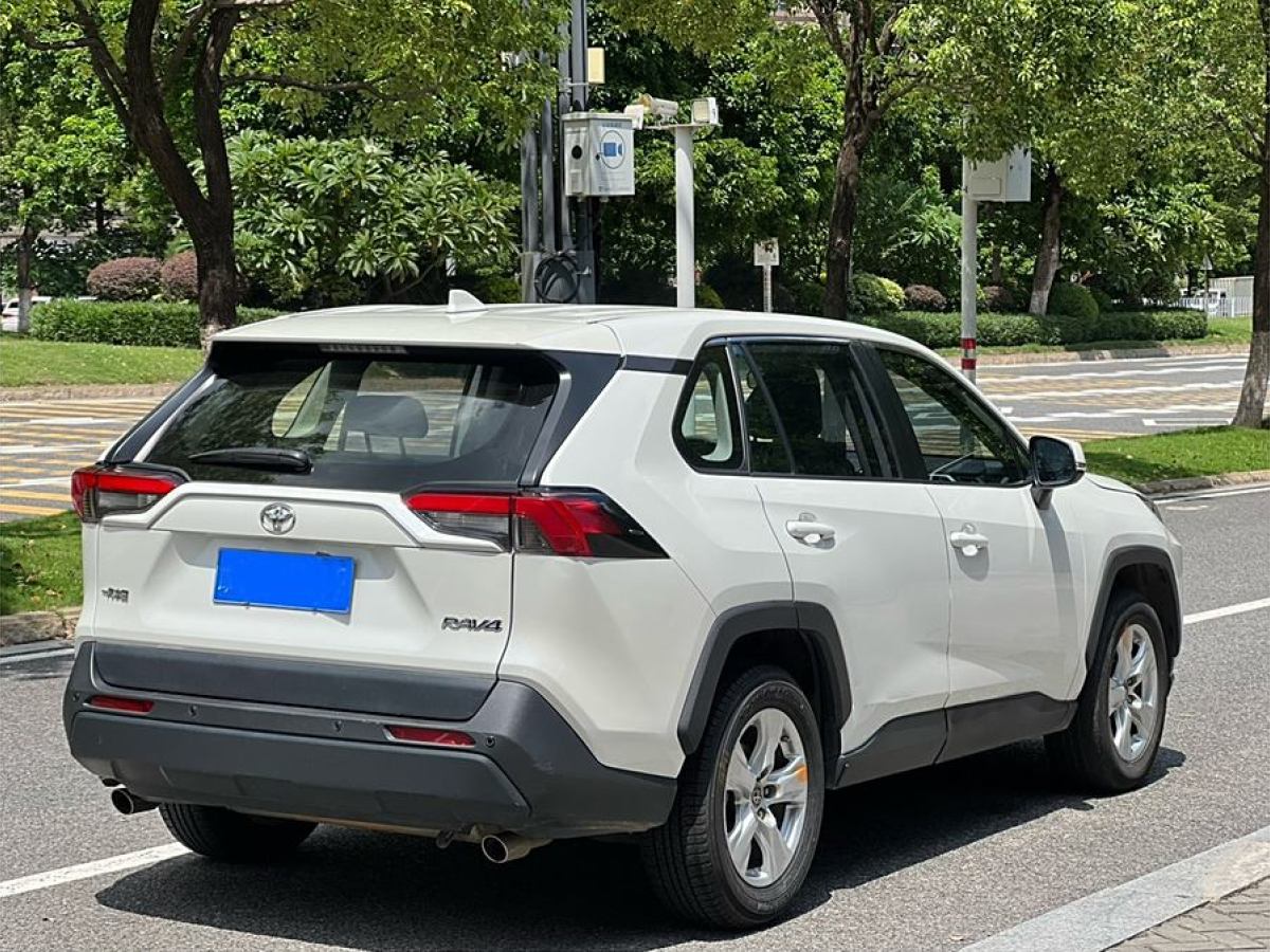 豐田 RAV4榮放  2020款 2.0L CVT兩驅(qū)都市版圖片